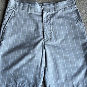 Men’s PGA Tour Golf Shorts 32